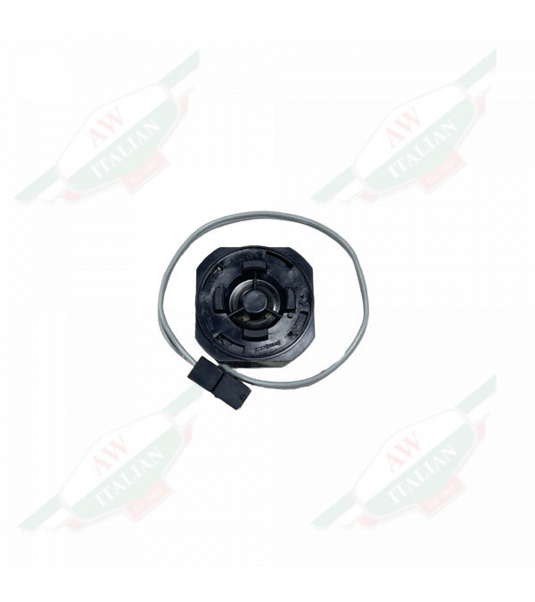 wiring with speaker at the end on white background