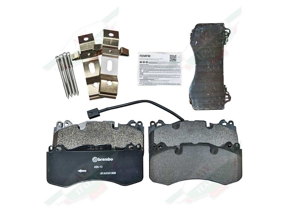 brake pads with clips and pins