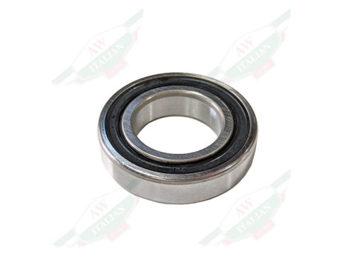 silver and black circle bearing
