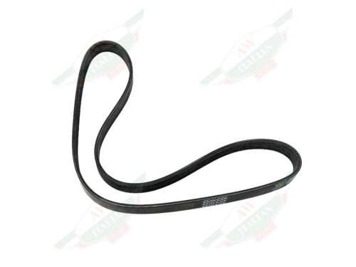 black rubber belt with ribs