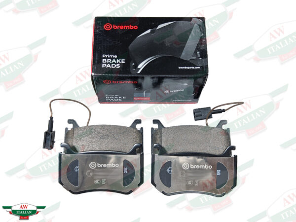 brake pads with black and red brembo box