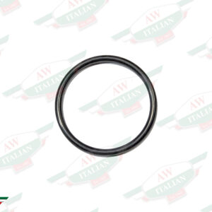 black round rubber ring
