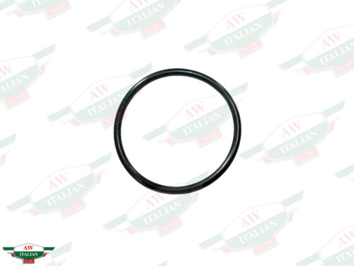 black rubber o-ring