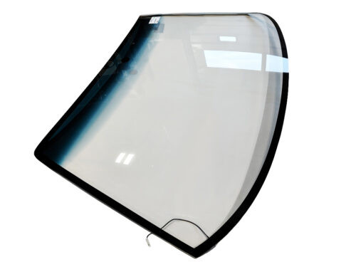windshield with black border