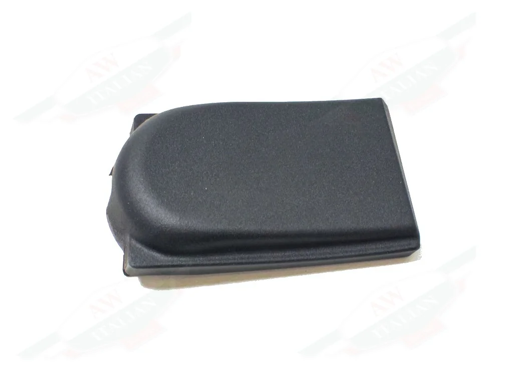Ferrari LH Underwindscreen Tray Plug LHD - 82665700