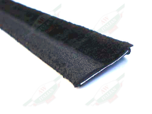 Ferrari 308 Outer Window Scraper Moulding - 30804245